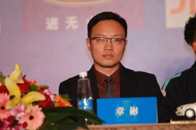 免费在线观看黄色小视频