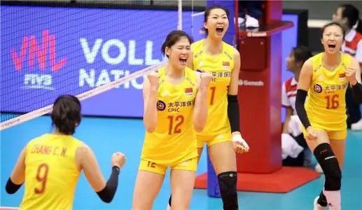 图书馆里的女友