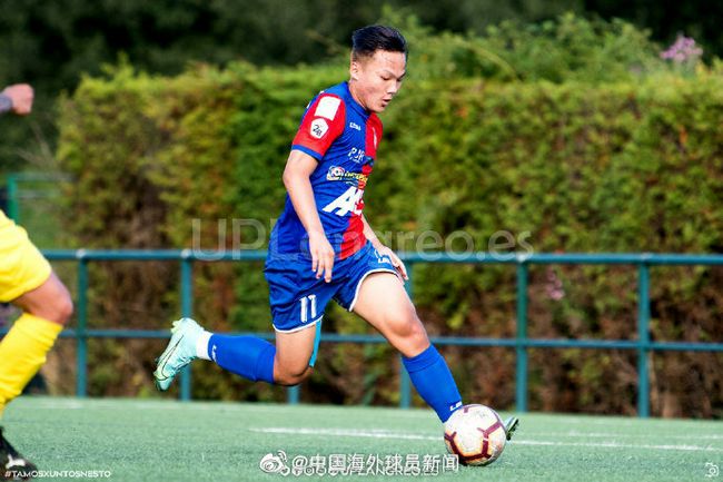 吻胸摸腿揉屁股娇喘视频下载网站